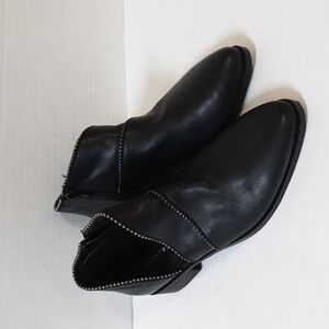Steve Madden ankle leather booties cut out studded  7.5M casual office retro Y2K